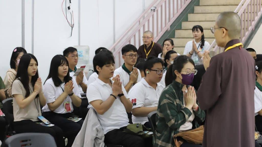 國際青年團水陸同樂會 體悟慈悲願心廣度有情